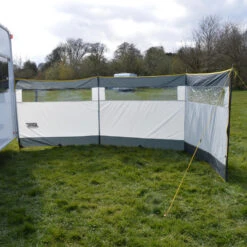 Maypole 3 Panel Steel Windbreak Poled